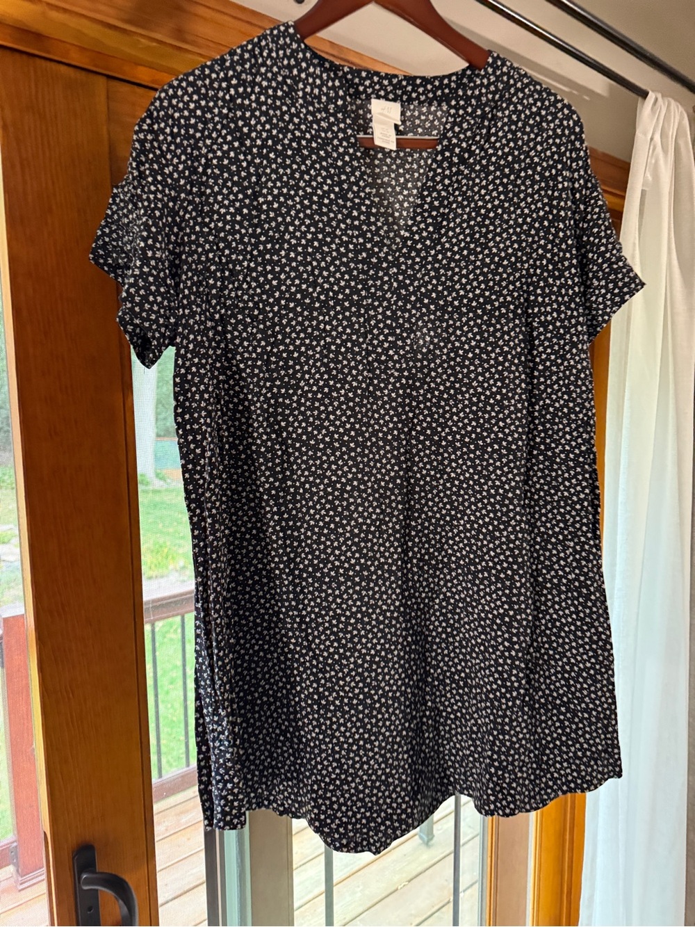 H&M Black Mini Floral Midi Dress